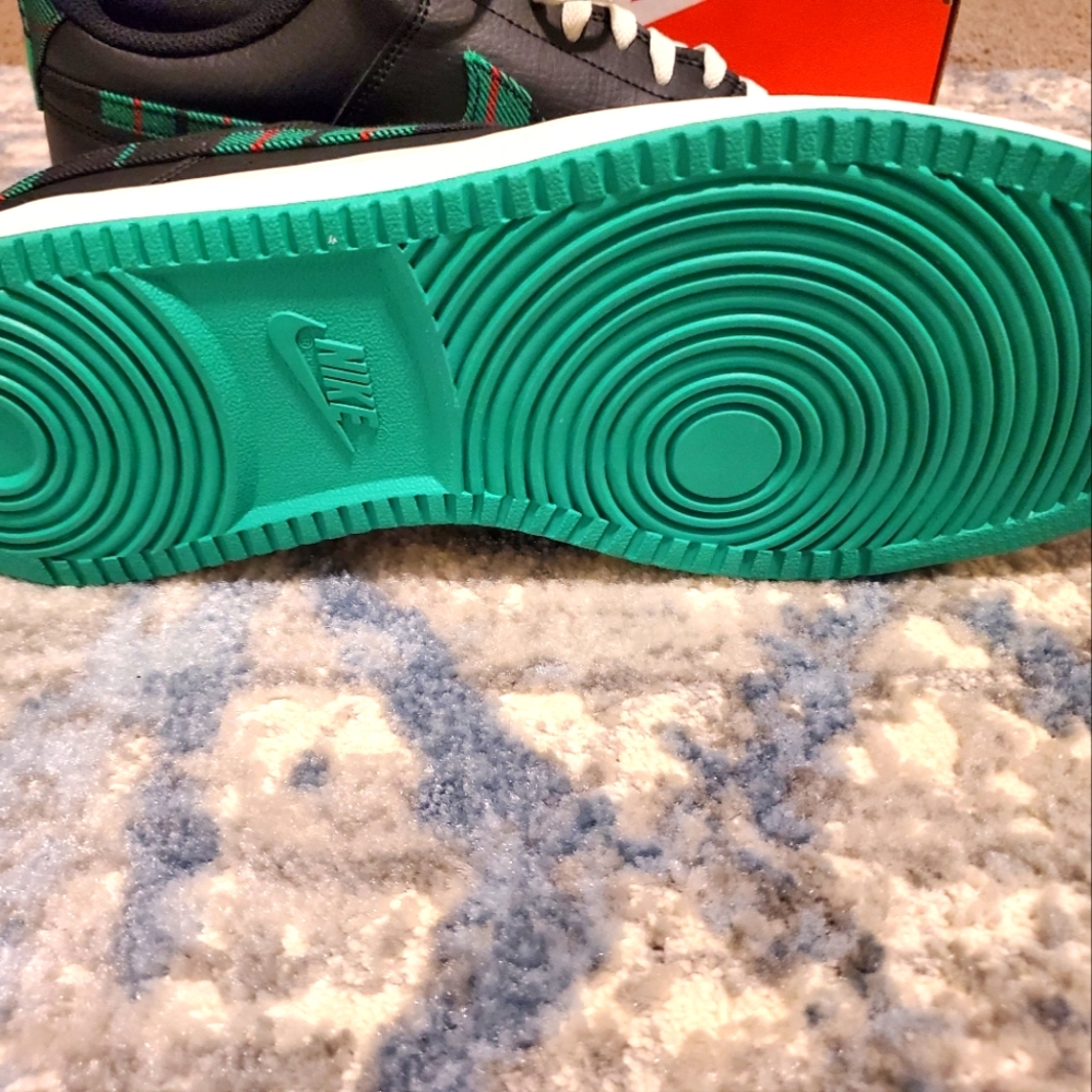 Nike Court Vision Low Black With Green Plaid Swoosh Model FD0321 010 - Picture 6 of 8